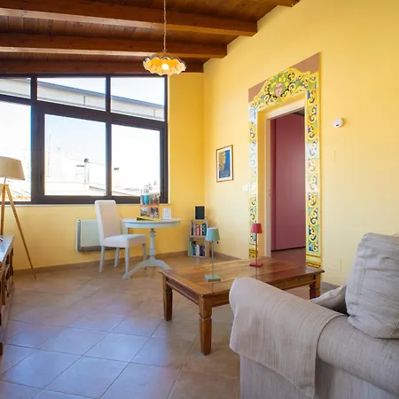 Solemar Sicilia - Casa Enza *